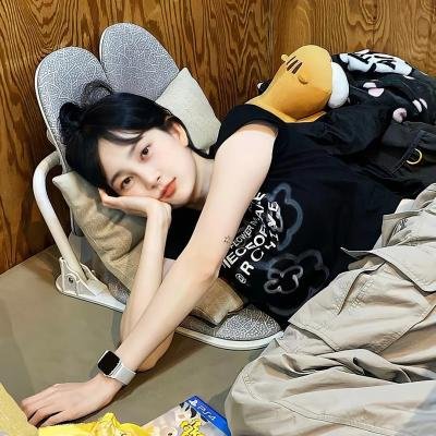 爱我你再亲亲我